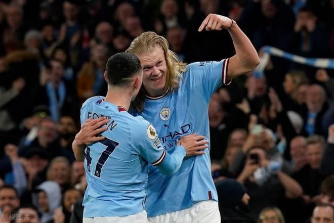 乌尔比希：赛前4个半小时得知自己会首发；时刻准备为球队效力（乌尔比希：开赛前4个半小时才被告知首发，始终做好随时为球队出战的准备）