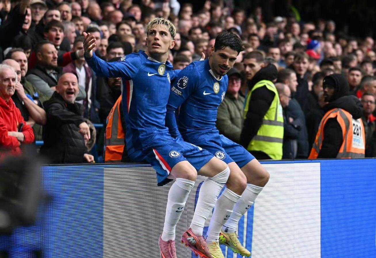 德转列左边锋身价榜：维尼修斯1.5亿欧居首，KK第二（德转发布左边锋身价榜：维尼修斯1.5亿欧登顶，KK位居第二）