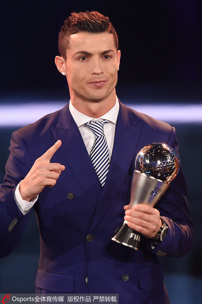 半个世纪的忠诚，皇社向连续50年未间断支持的会员颁发金钻章（金钻致敬半世纪忠诚：皇社表彰连续50年支持的会员）