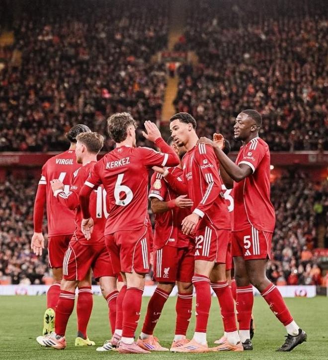 欧冠联赛淘汰赛精彩瞬间回顾（欧冠淘汰赛精彩瞬间集锦）