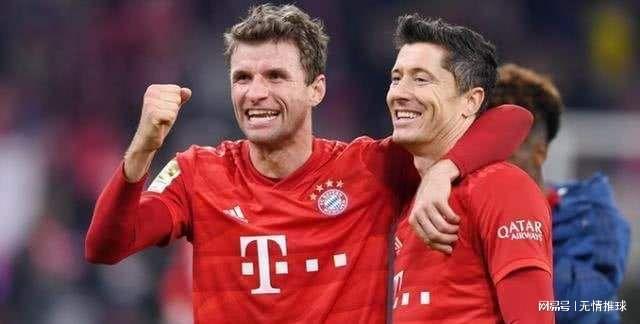 世体：巴萨仍考虑签格里马尔多；坎塞洛、穆尼奥斯也愿意加盟（世体：巴萨仍在追逐格里马尔多，坎塞洛与穆尼奥斯也愿加盟）