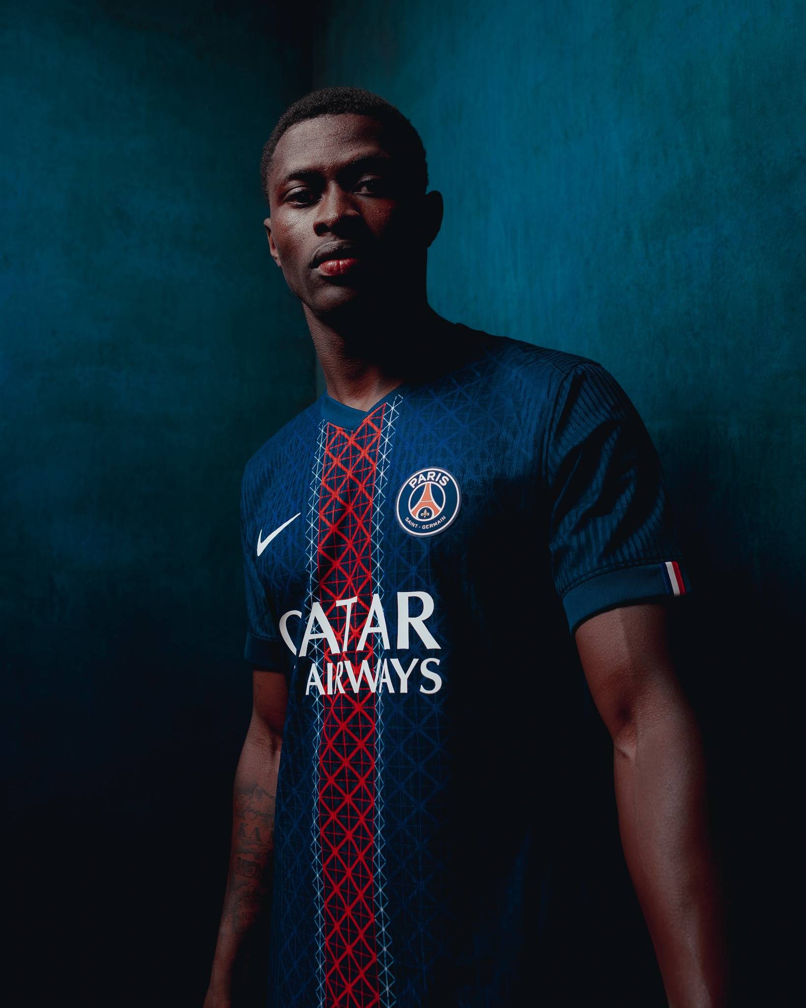 紫百合开局12轮不胜，意甲过去31年只有卡利亚里此种情况保级（紫百合开季12场不胜，意甲近31年仅卡利亚里曾以此开局完成保级）