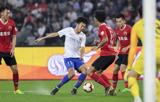 女足欧洲杯决赛开赛前几小时，英格兰中场图恩的祖母不幸去世（女足欧洲杯决赛前数小时，英格兰中场图恩痛失祖母）