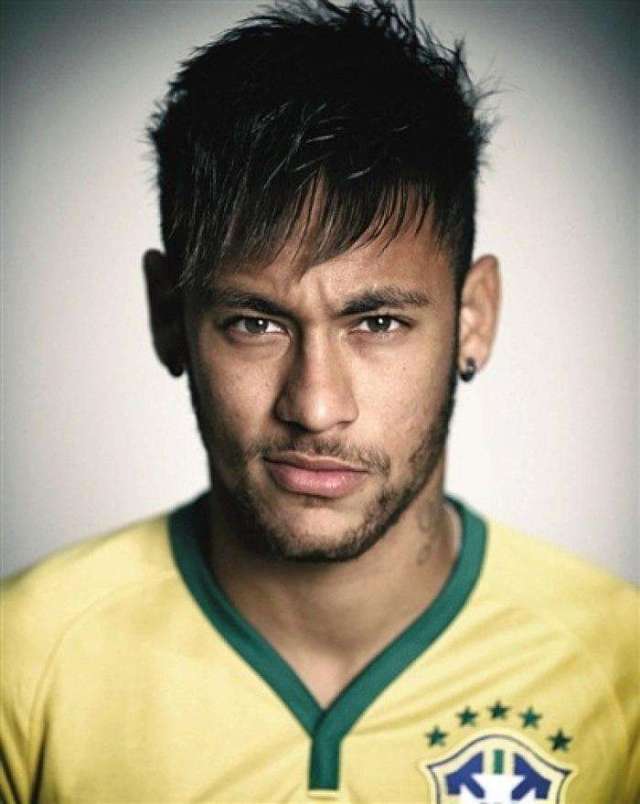 河南省委书记刘宁在郑州会见河南队，并向球队表示热烈祝贺（河南省委书记刘宁在郑州会见河南队，向全队送上热烈祝贺）