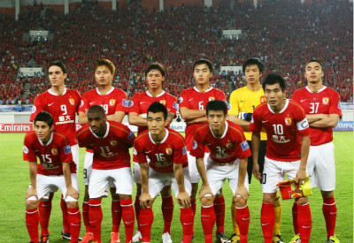 中国U22vs越南U22：拜合拉木、徐彬先发，胡荷韬、贺一然出战（中国U22对阵越南U22：拜合拉木、徐彬首发，胡荷韬、贺一然登场）