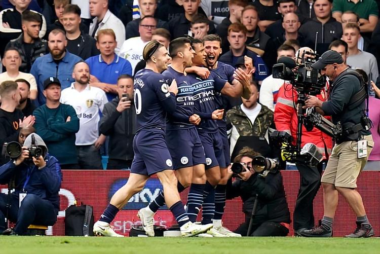 NBA常规赛焦点战精彩瞬间（NBA常规赛重磅对决高光时刻）