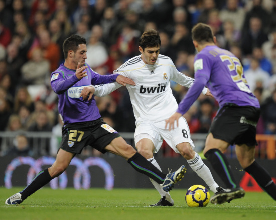 CBA：广东男篮稳住胜局 客场击败北京首钢（CBA：广东男篮客场力克北京首钢，稳住胜势）