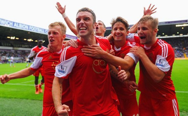 成都南看台球迷赛前训练喊话：绝不允许河南这种队在我们主场庆祝