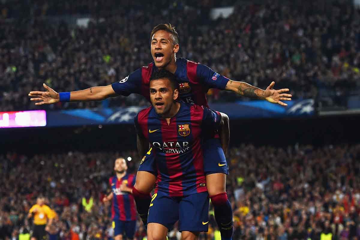 杨瀚森出战35分09秒，14中7砍下20分7板7助2断2帽（杨瀚森35分09秒高效14投7中，砍下20分7篮板7助攻并有2抢断2封盖）