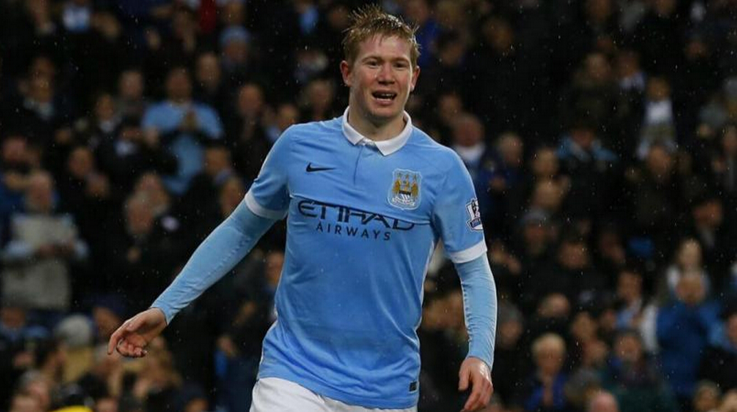 马卡解析亚马尔新庆祝动作：致敬足球游戏角色必杀技（马卡解读亚马尔全新庆祝方式：向足球游戏角色的必杀招式致敬）